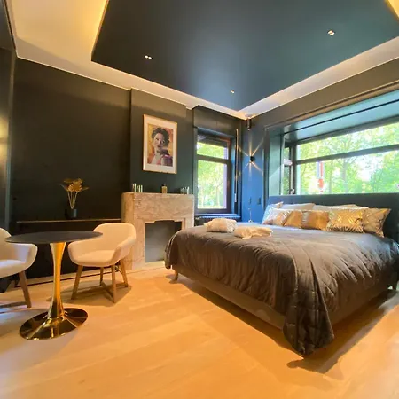 Astrid ベッド・アンド・ブレックファスト